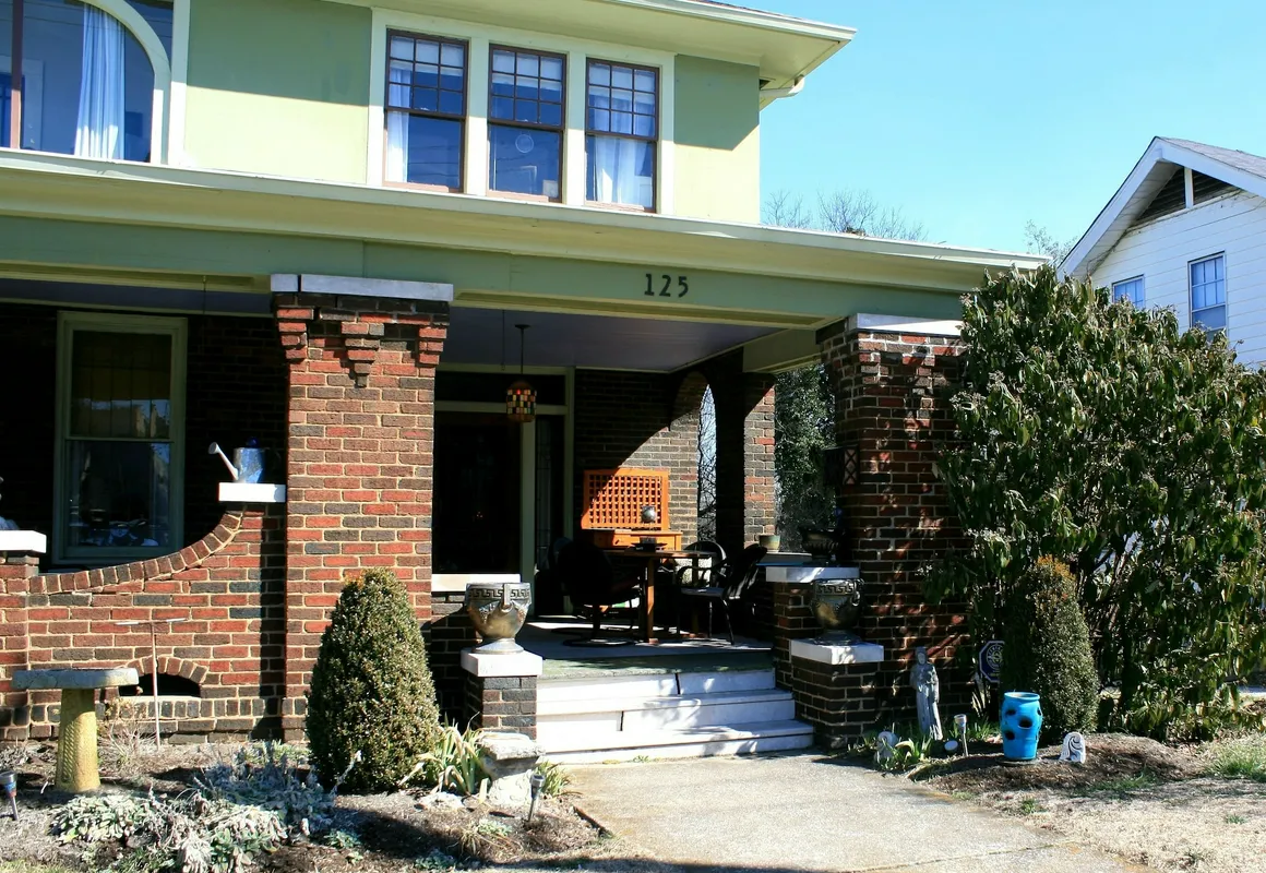 Marble Hill Inn hotel hero