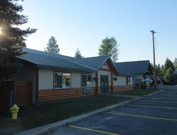 Lakeside Resort and Motel hotel detail image 4