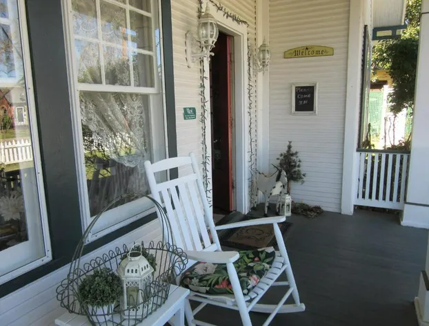 The Carriage House B&B hotel detail image 2