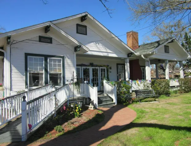 The Carriage House B&B hotel detail image 4