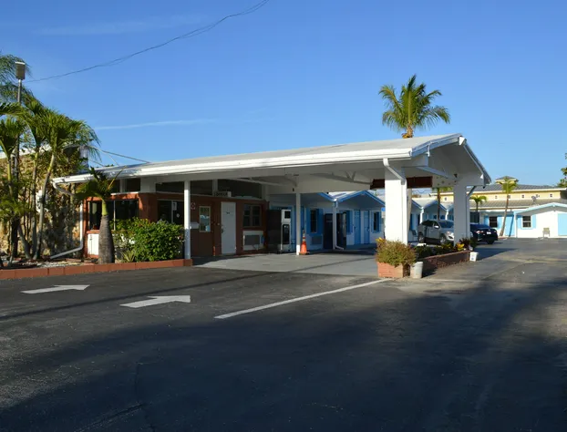 Budget Inn - Ft Myers hotel detail image 1