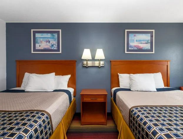 Travelodge by Wyndham Spirit Lake/Okoboji hotel detail image 4