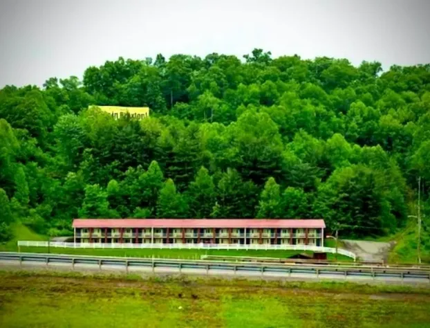 Sutton Lane Motel hotel detail image 1