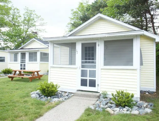 Drakes Island Resort hotel detail image 1