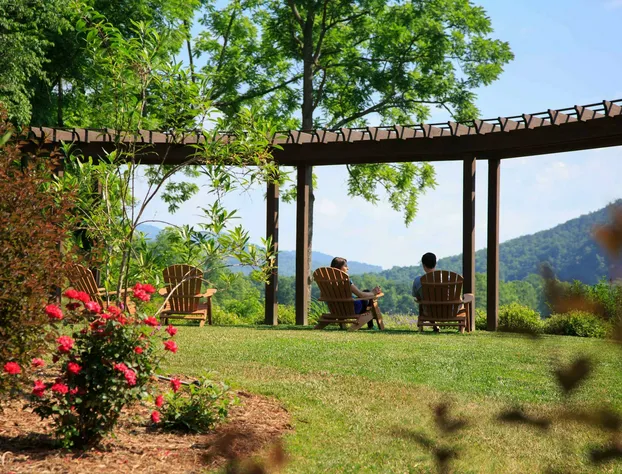 Fort Lewis Lodge hotel detail image 4