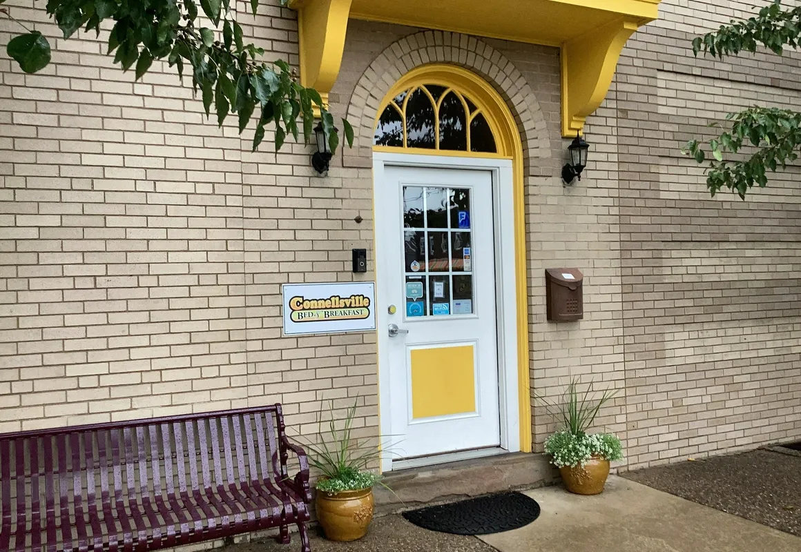 Connellsville B&B hotel hero