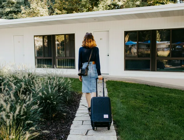 Lake Shore Resort hotel detail image 1