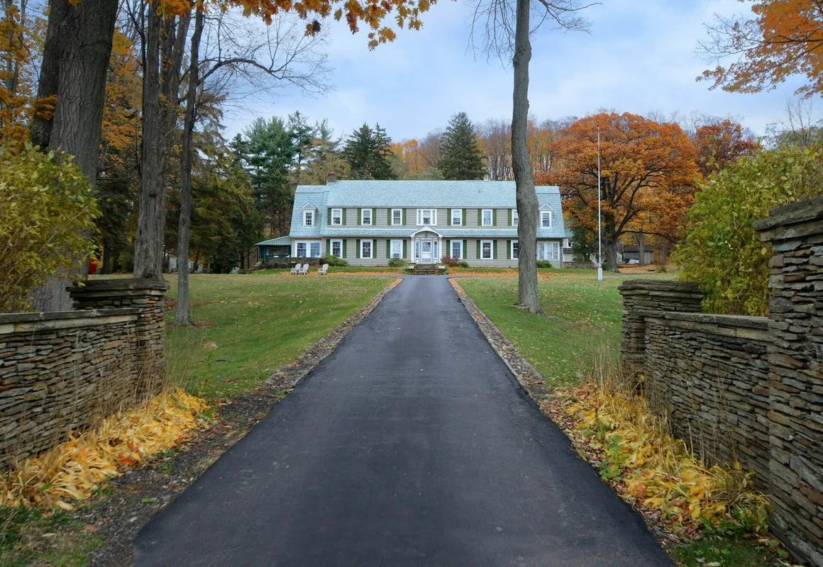 Maple Springs Lake Side Inn hotel hero
