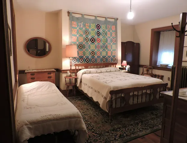 The Noon-Collins Inn hotel detail image 2