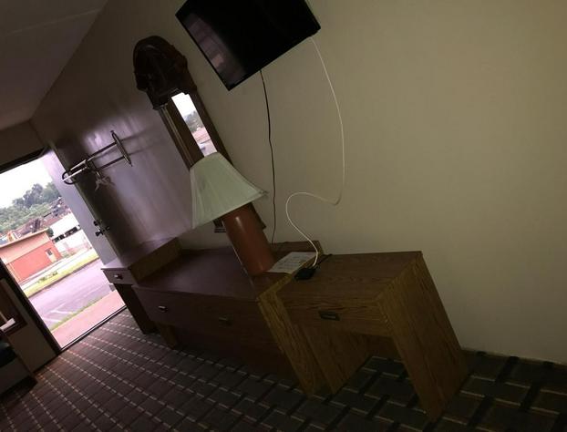 Park n Stay Inn hotel detail image 1