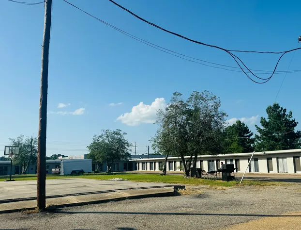 holiday motel hotel detail image 4