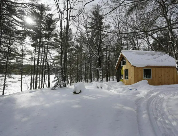 Clary Lake Bed and Breakfast hotel detail image 1