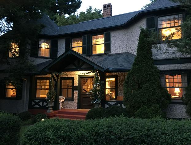 Pinecrest Bed & Breakfast hotel detail image 4