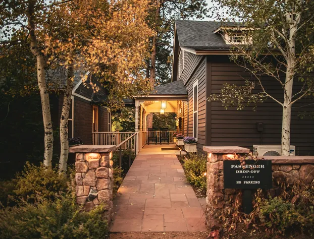 The Outlook Lodge hotel detail image 4