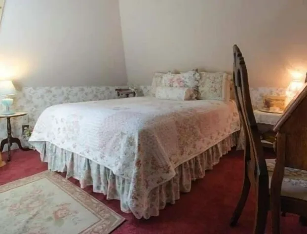 The Tea Rose Inn at Plymouth hotel detail image 4