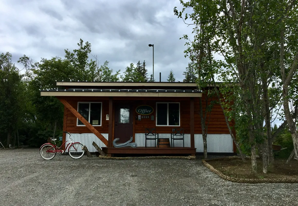 Baycrest Lodge hotel hero