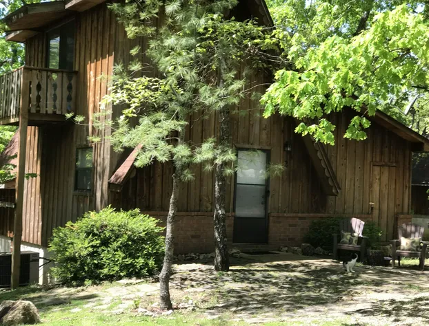 Norfork Lake Ozark Mountain Lodge hotel detail image 4