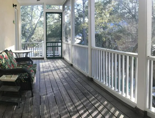 Hibiscus Coffee & Guesthouse hotel detail image 4