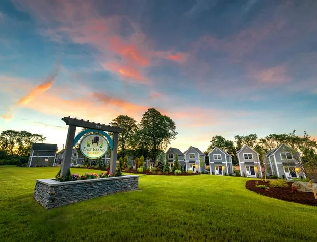 The East Island Reserve Hotel hotel detail image 2