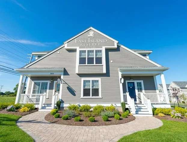 The East Island Reserve Hotel hotel detail image 4