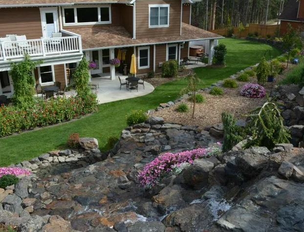 Summer Creek Inn hotel detail image 3