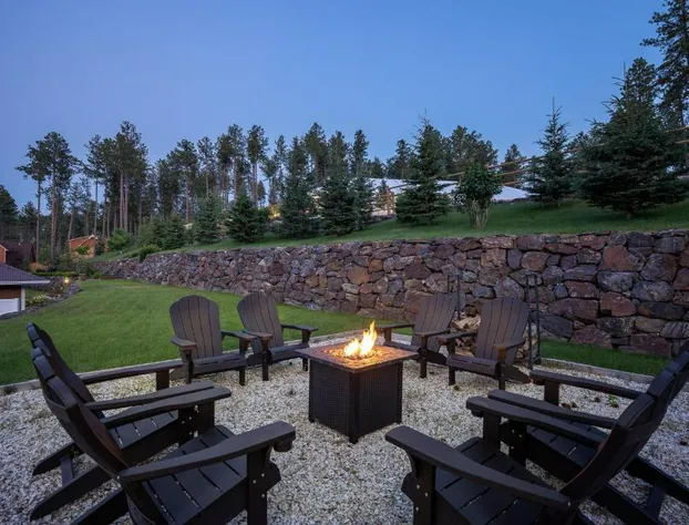 Summer Creek Inn hotel detail image 2