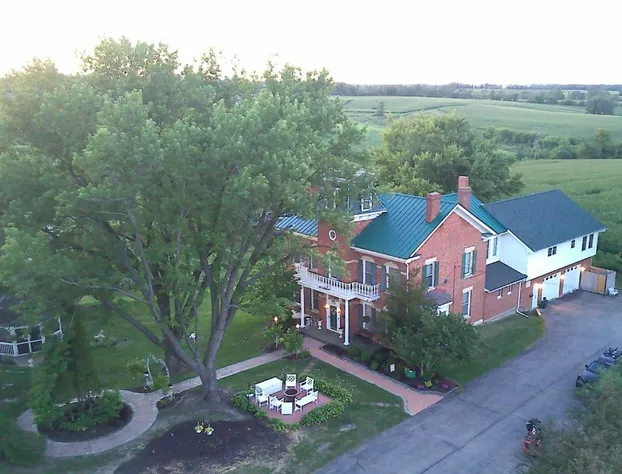 Cloran Mansion Bed & Breakfast hotel detail image 3