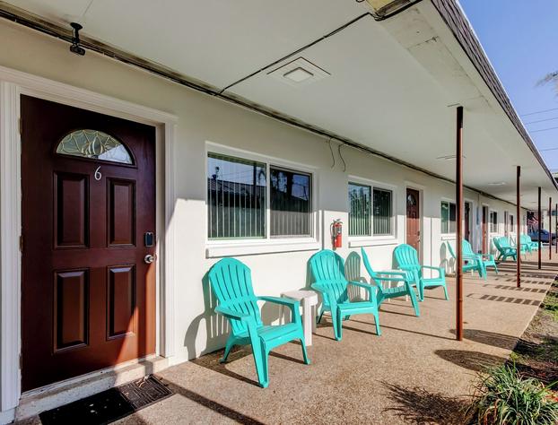 Carousel Suites hotel detail image 4