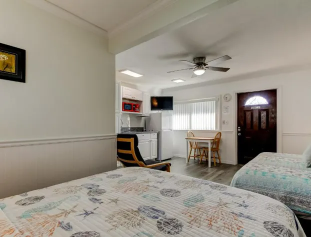 Carousel Suites hotel detail image 4