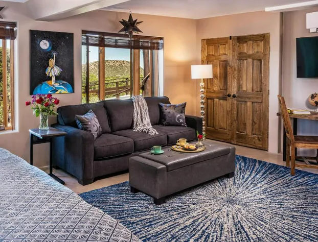 Bobcat Inn Bed and Breakfast hotel detail image 4