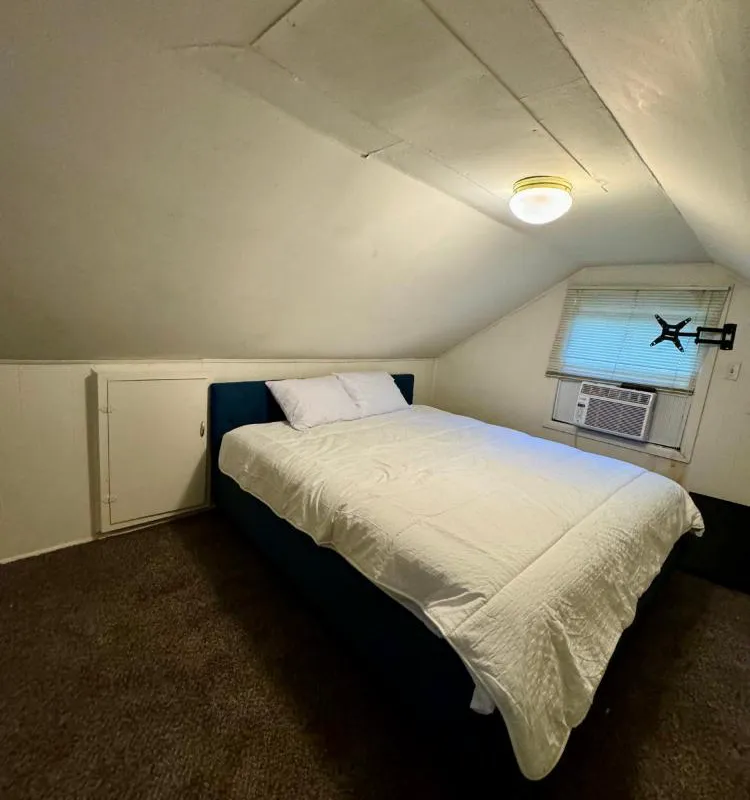 Crest Lodge Historic Mountain Inn hotel hero