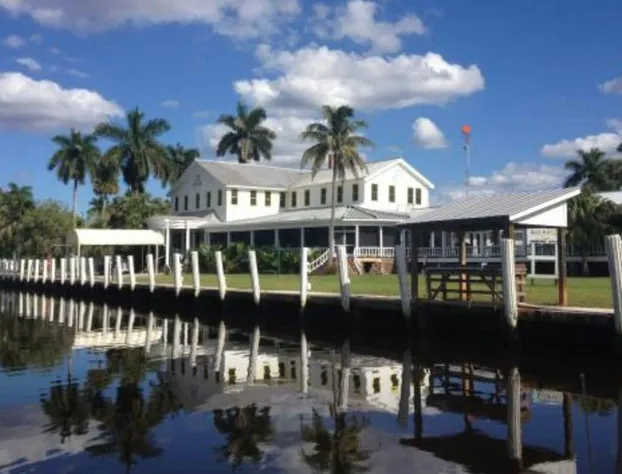 Rod And Gun Club hotel detail image 1