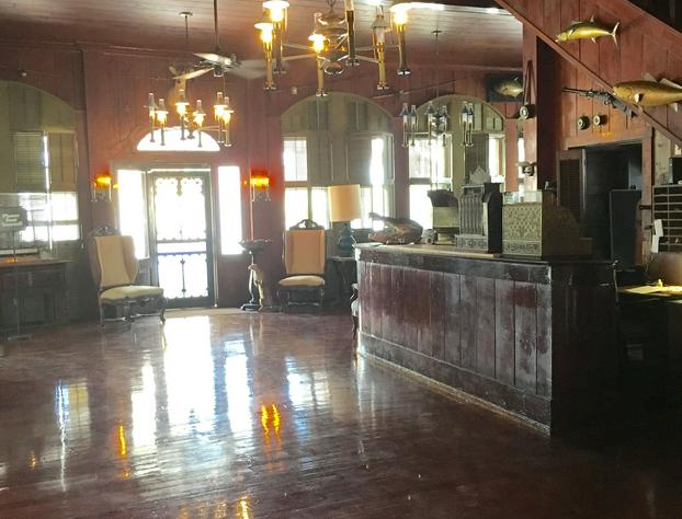 Rod And Gun Club hotel detail image 3