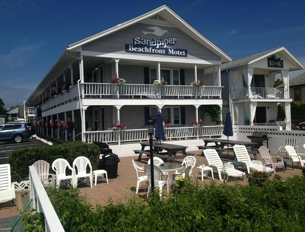 The Sandpiper Beachfront Motel hotel detail image 1