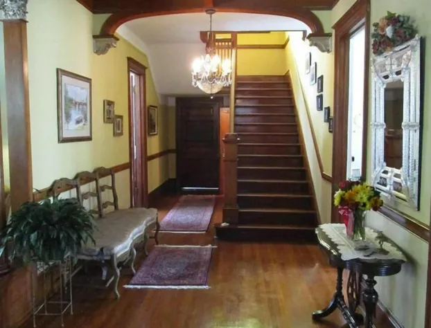 The Old Victorian Inn hotel detail image 1