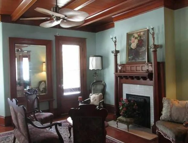 The Old Victorian Inn hotel detail image 2