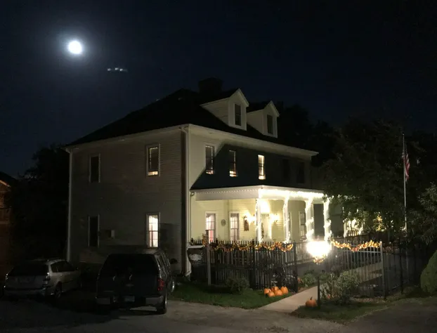 The Wen Inn formerly Andor Wenneson hotel detail image 2