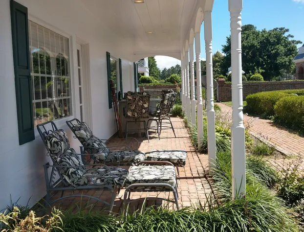 Kingsbay Mansion & Vacation Houses hotel detail image 2