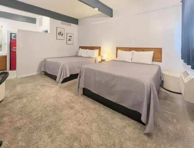 The Oakwood Inn hotel detail image 4