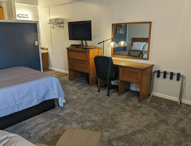 The Oakwood Inn hotel detail image 3