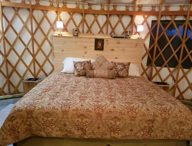 Yale Manor B&B and Yurt Glamping hotel detail image 3
