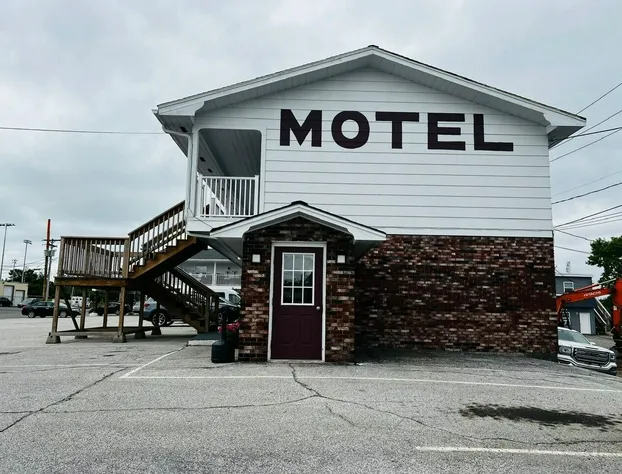 Brewer Motor Inn hotel detail image 3