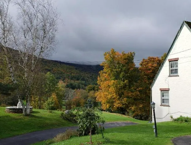 Georgian Garden Inn hotel detail image 1