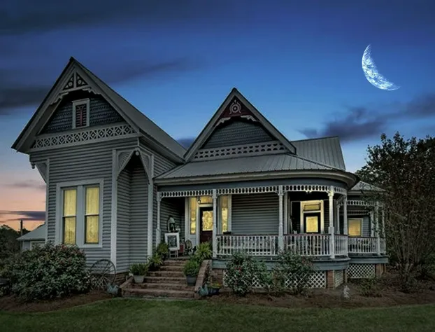 Clyde and Marie's Bed & Breakfast hotel detail image 4