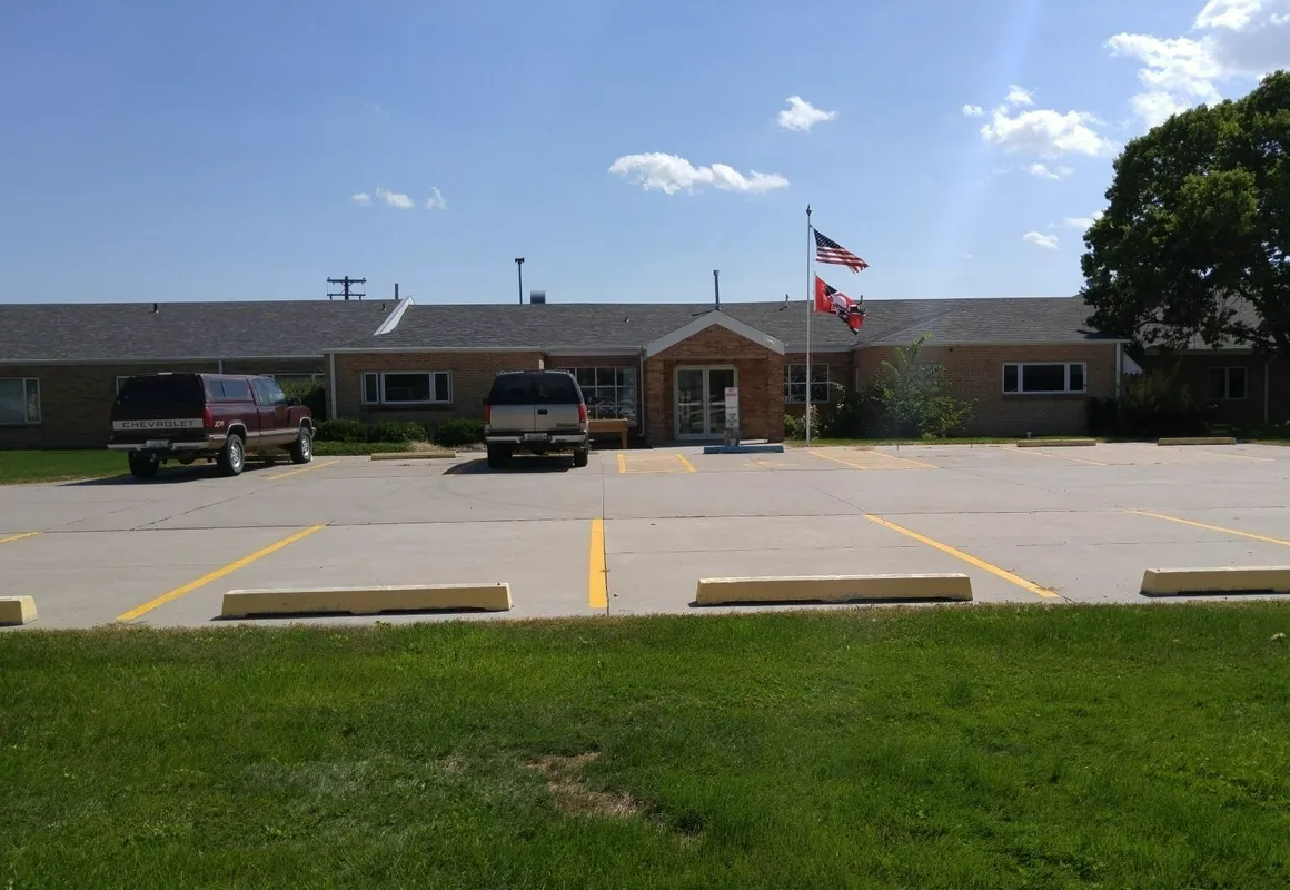 Lewellen Lodge hotel hero