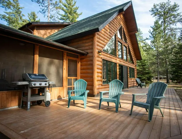 Timber Bay Lodge & Houseboats hotel detail image 1