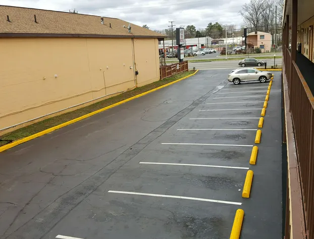 Camelot Inn hotel detail image 4