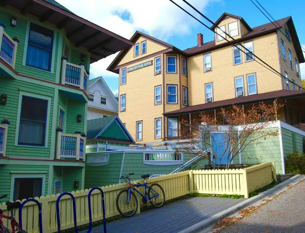 Pine Cottage Bed & Breakfast hotel detail image 1