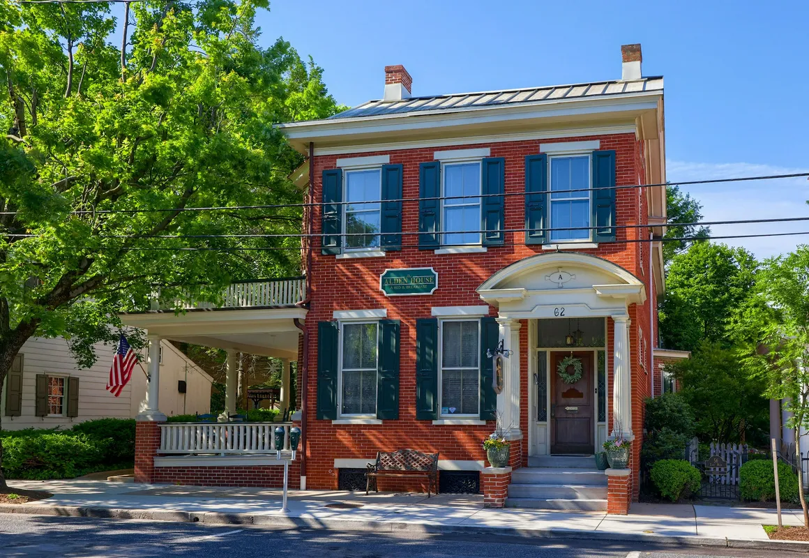 The Alden House hotel hero