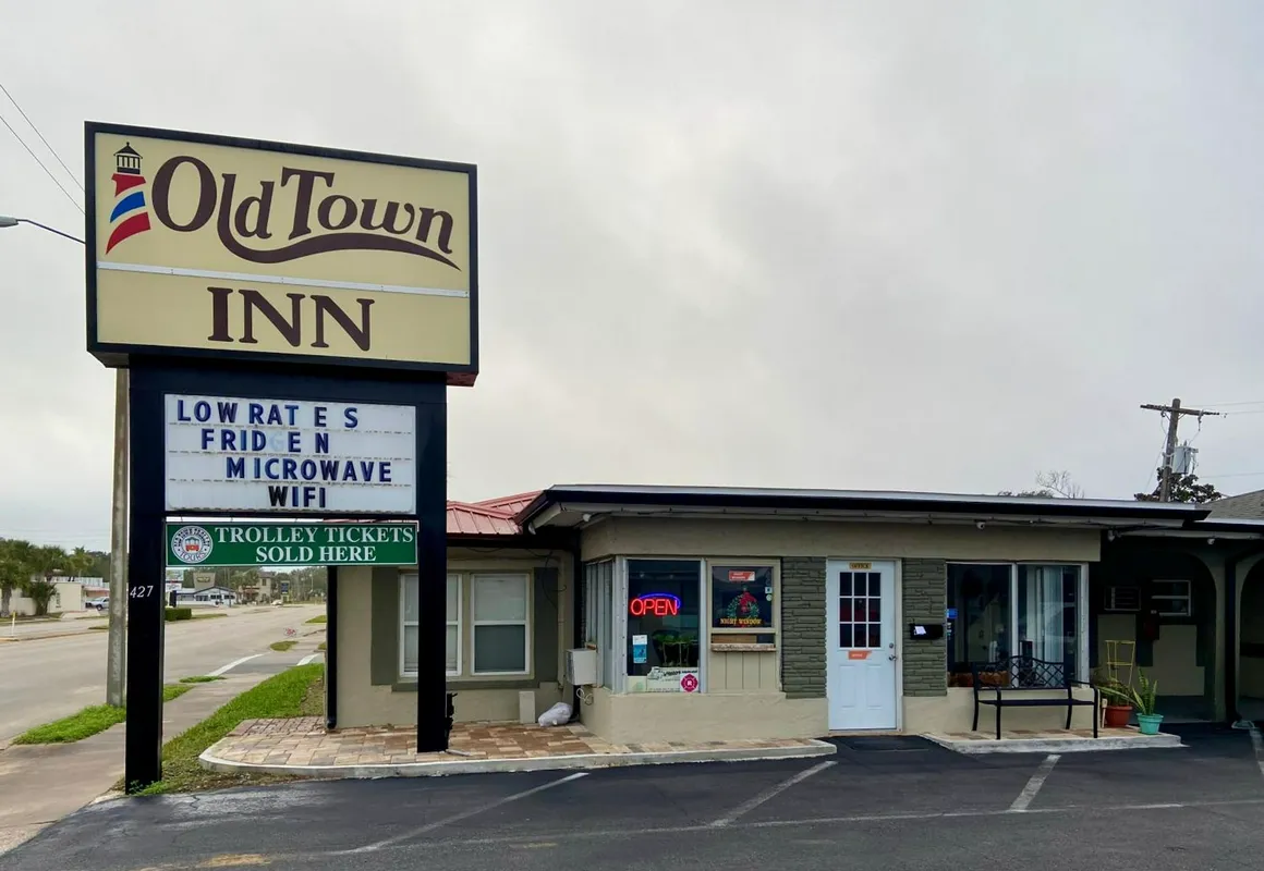 Old Town Inn hotel hero